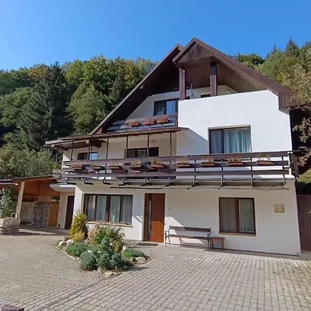 Bystra 14 * Brezno